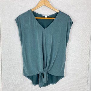 Green Envelope tie in the front short sleeve top!